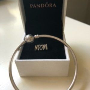 Pandora Moments Bangle